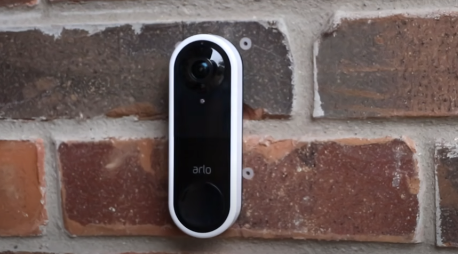 Arlo Essential Wired Video Doorbell live